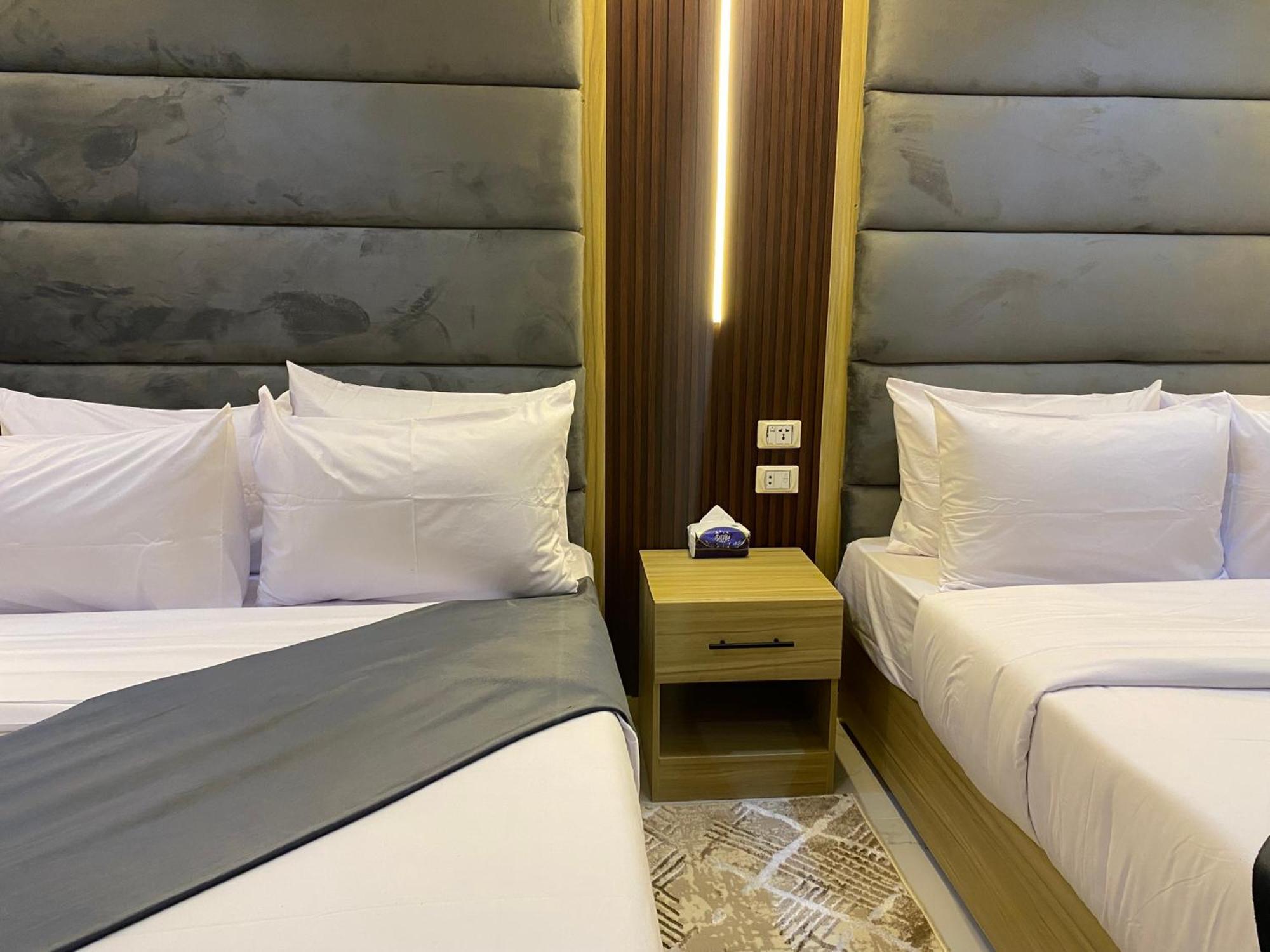 Royal Golden Pyramids Inn Giza ภายนอก รูปภาพ