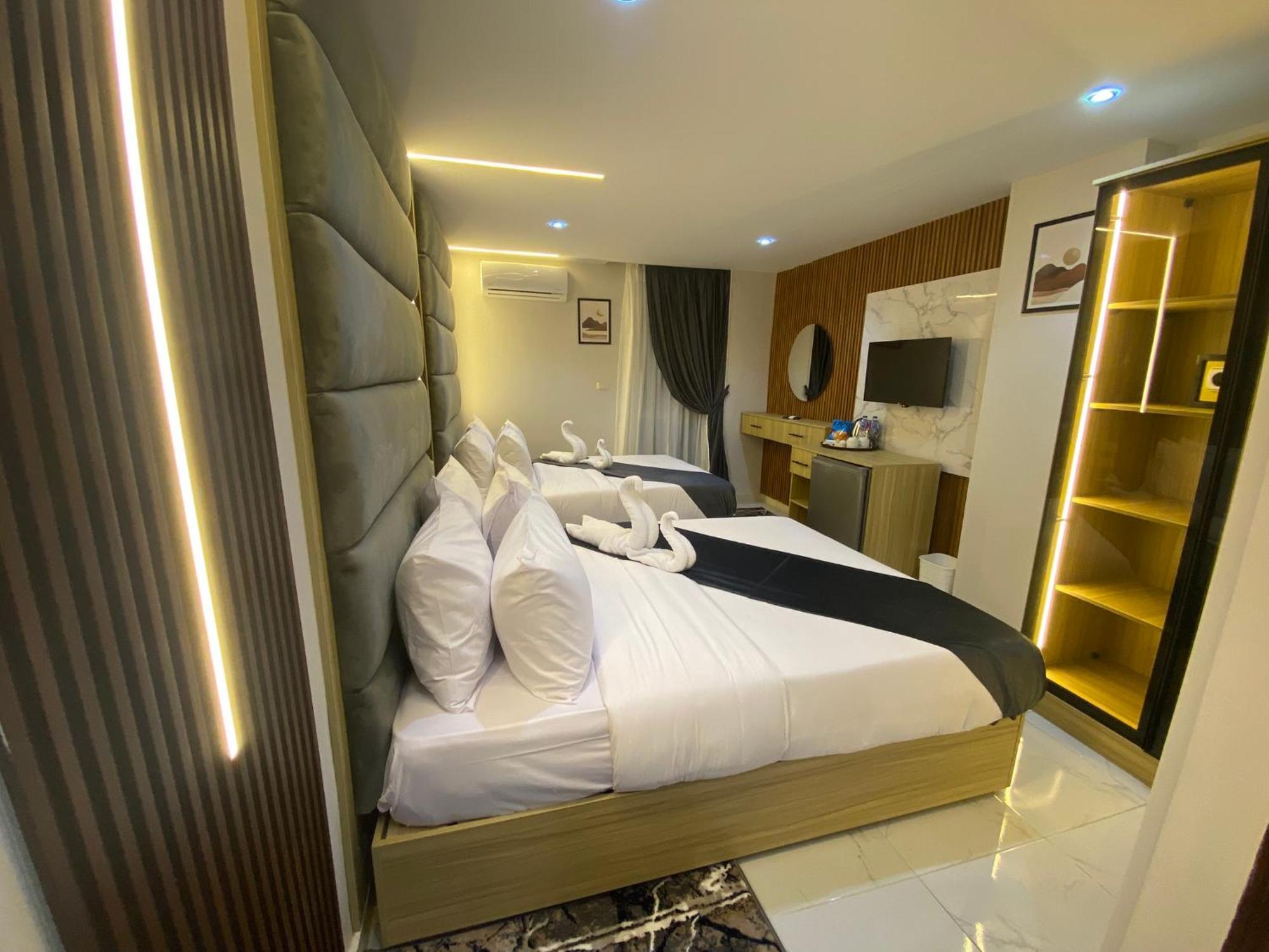 Royal Golden Pyramids Inn Giza ภายนอก รูปภาพ