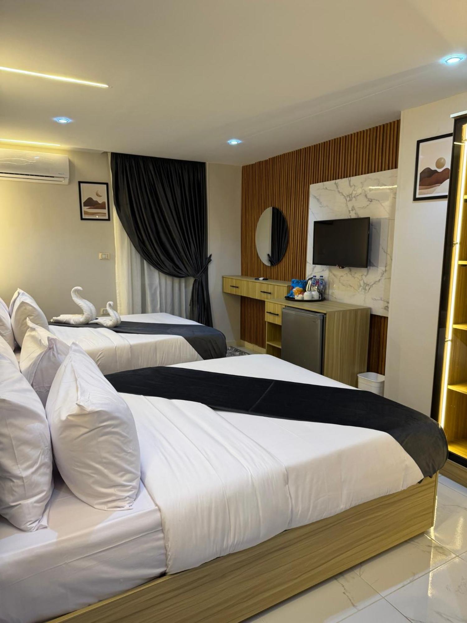 Royal Golden Pyramids Inn Giza ภายนอก รูปภาพ