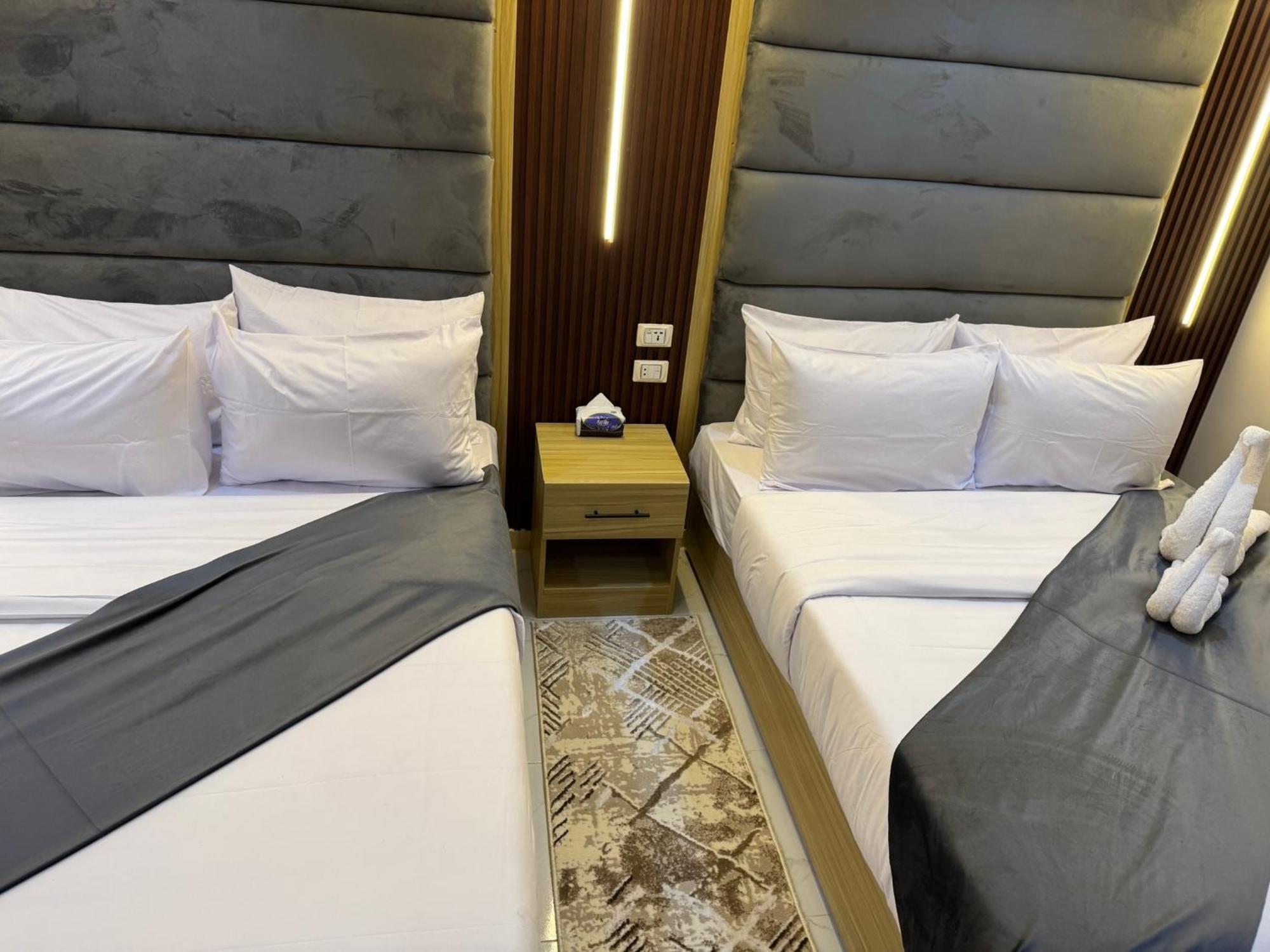 Royal Golden Pyramids Inn Giza ภายนอก รูปภาพ